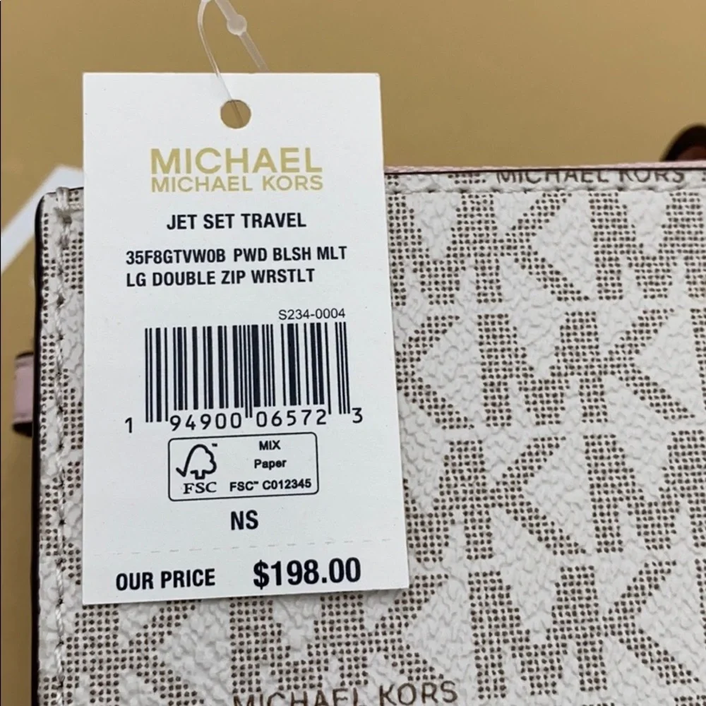 MICHAEL KORS DOUBLE ZIP WRISTLET POWDER BLUSH